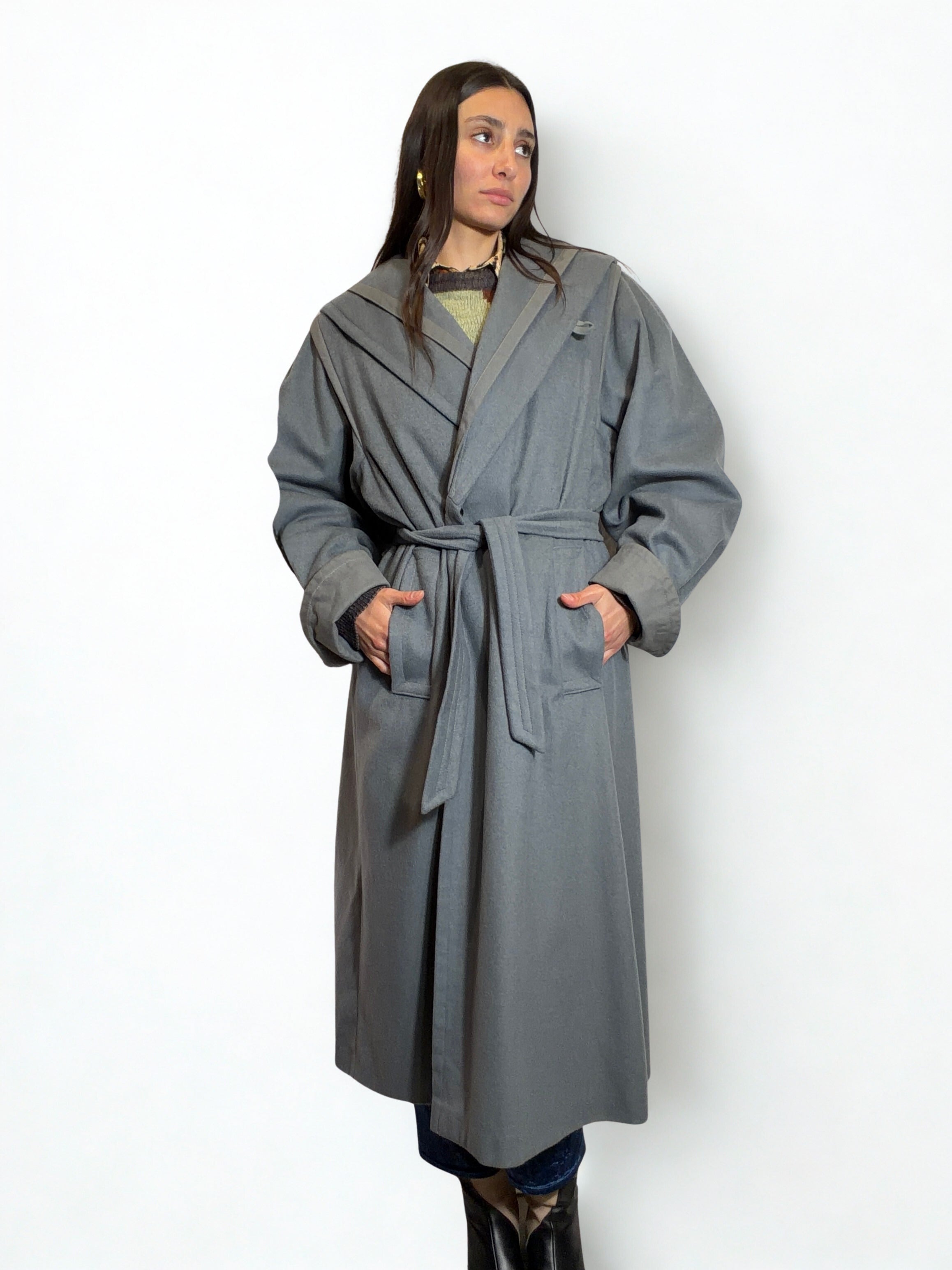 Cappotto Grigio Avvolgente Made in Italy