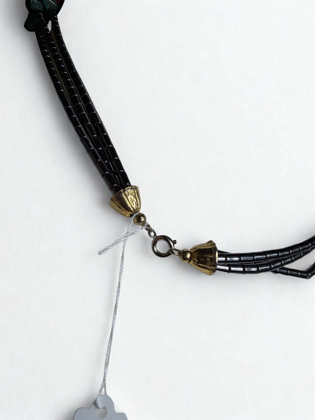 Collana Vintage Multifilo — Malachite Naturale, Ematite Nera e Oro, Chiusura Dorata, Stile Boho-Chic