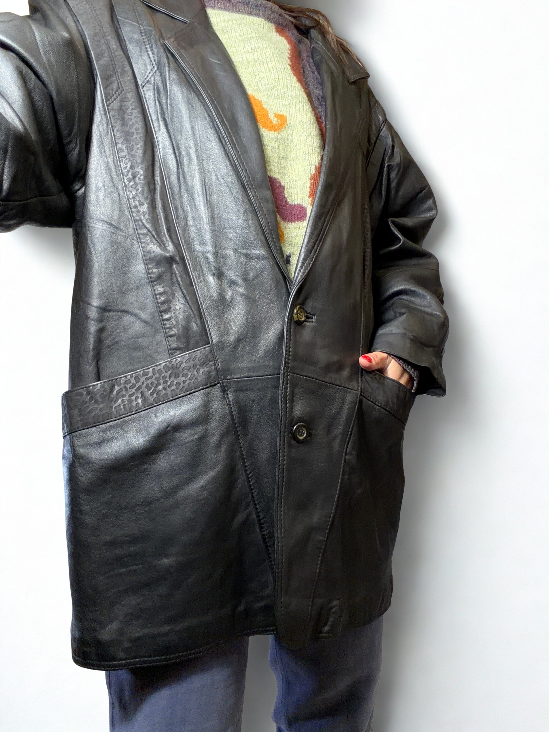 Cappotto Vintage Yorn Boutique in Pelle Nera – Power Dressing Anni ’80/’90