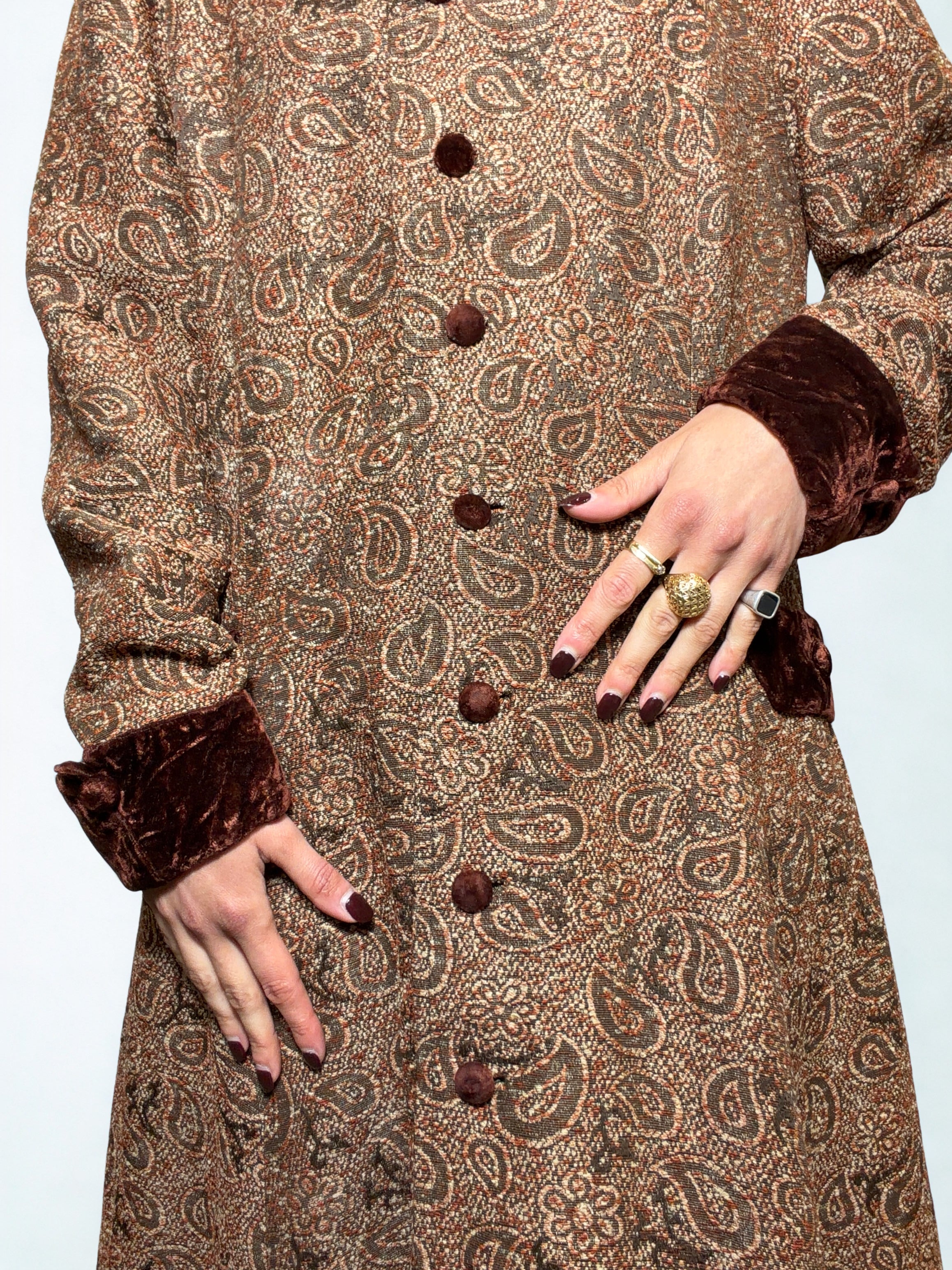 Coat Dress Imperatrice Galattica — Paisley & Velluto Borgogna, anni '70
