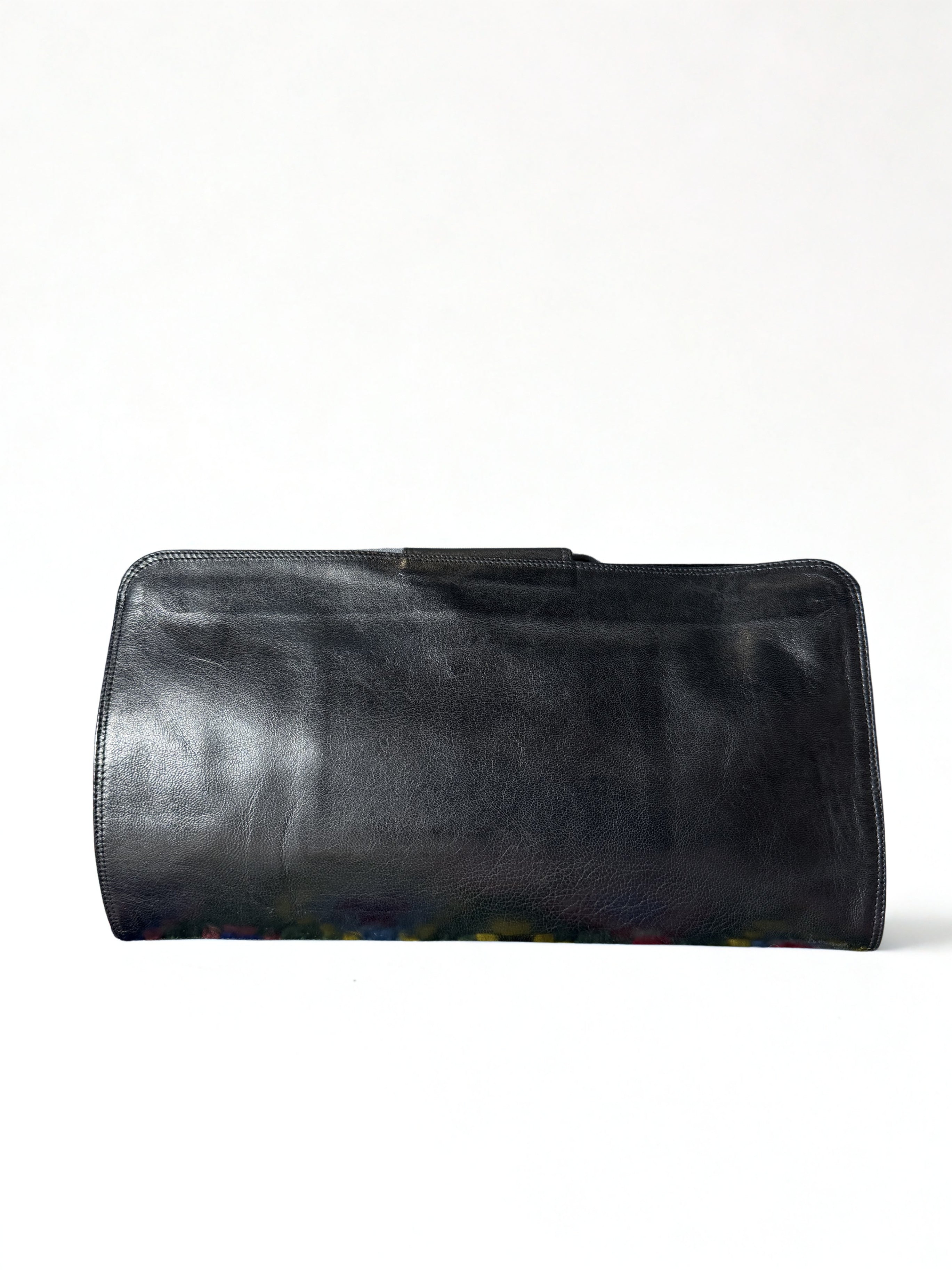 Pochette Vintage — Borsettificio Patrizia, Pelle Nera, Chiusura Archetto in Oro, Made in Italy anni '70-'80